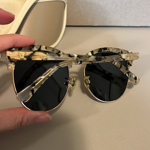 Gentle Monster Moon Cut Reflective Sunglasses - Picture 4 of 5